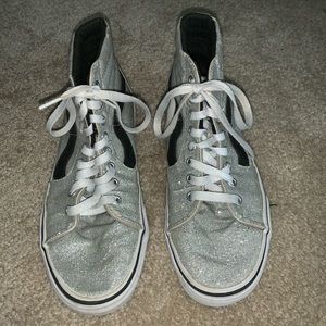 Silver and black sparky Vans!